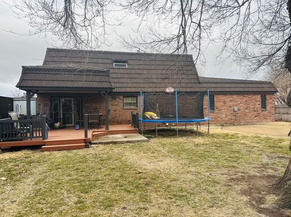716 S Dressen St, Spearman, TX 79081