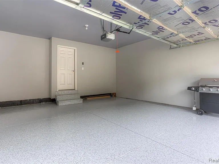 711 Cherry Stone Dr — Photo 37