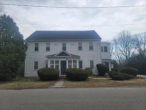 45 Main St #B Photo 1