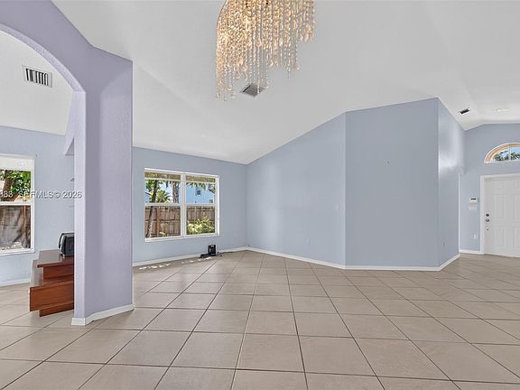 3rd image of 2073 SE 13th St