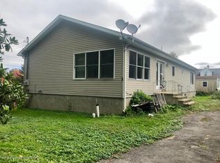 35 Marion St, Waymart, PA