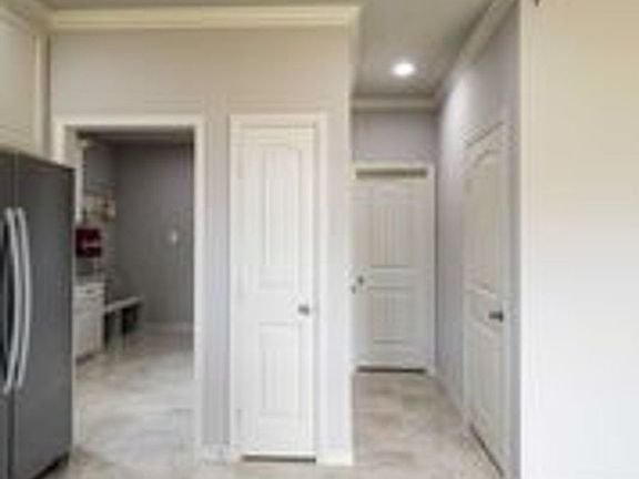 5th image of 8900 Charity St #222