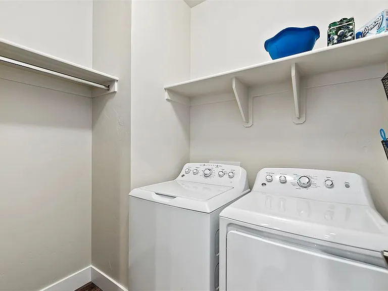 Cedar Crossing Luxury Townhomes — Photo 83