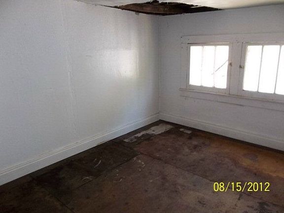 5th image of 141 N Brownell St