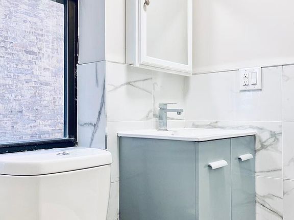 2nd image of 168 Harrison Ave #4