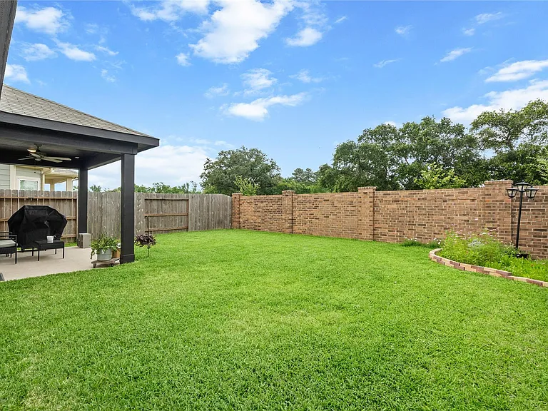 5831 Sunrise Bottom Ln — Photo 13