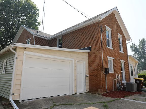 3rd image of 102 E High St