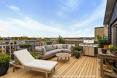 291 Devoe Street, #4B