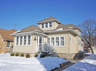 3212 S 41st St, Milwaukee, WI 53215