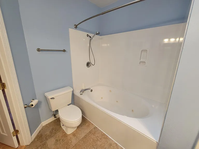 2225 Prytania Cir — Photo 13