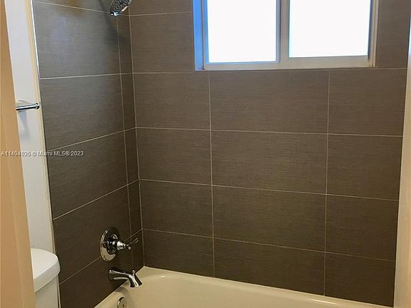 4th image of 5031 Ponce De Leon Blvd #0