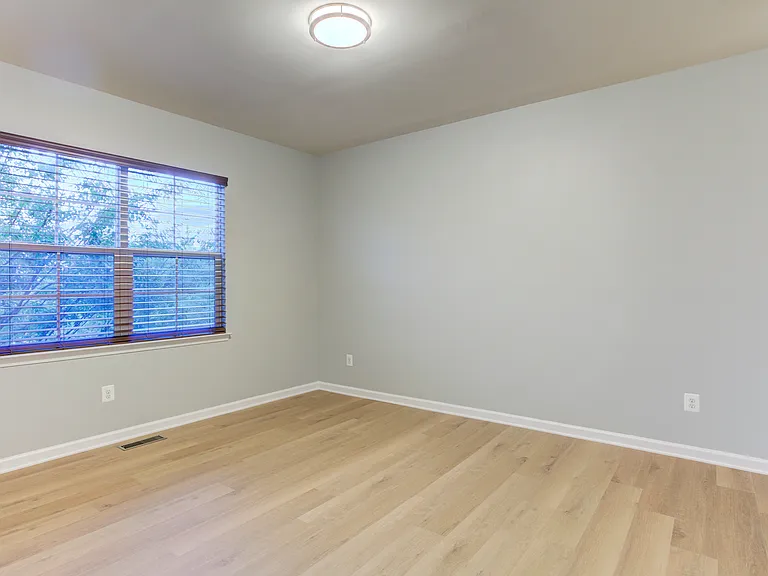 20846 Ashburn Heights Dr — Photo 25