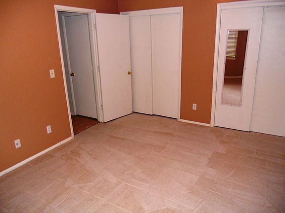 3rd image of 400 Wm Hilton Pkwy APT 16