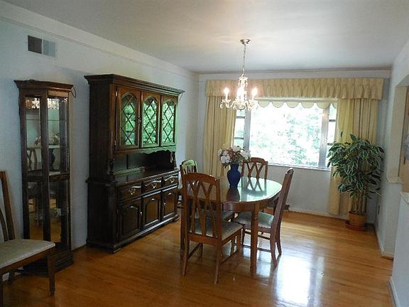 5th image of 6278 Mernic Dr