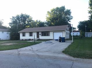 104 Crest Dr, Excelsior Springs, MO 64024