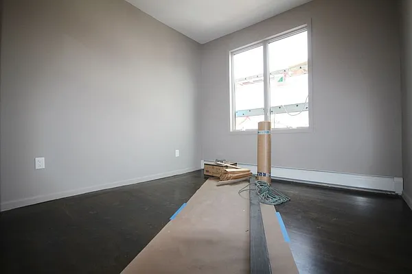 Rented by Bold New York | media 47