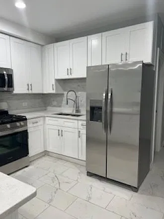 2 bed, 800 sqft, $1,600 — Photo 3