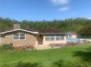 201 Lewis Rd, Greensburg, PA 15601