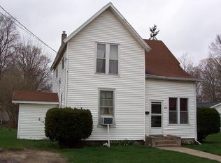 208 N Park St, Sturgis, MI 49091