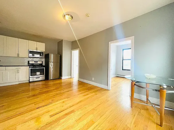 653 Pennsylvania Ave, Brooklyn, NY