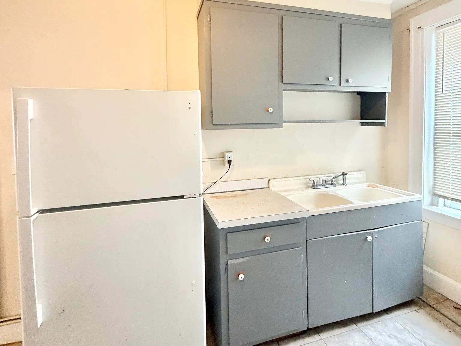 2 bed, 750 sqft, $1,500 — Photo 2