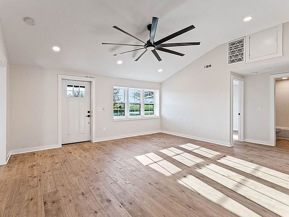 5th image of 145 Coy Rd