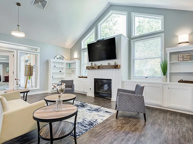 Perinton Manor Apartment Homes — Photo 16