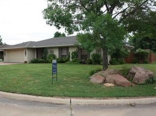 1102 N Primrose Ct, Duncan, OK 73533