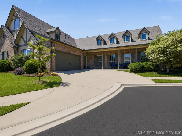 1909 S Desert Palm Ave, Broken Arrow, OK 74012