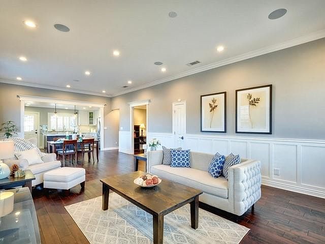 1st image of 2580 Fallingtree Dr