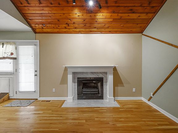 5th image of 124 Devin Dr