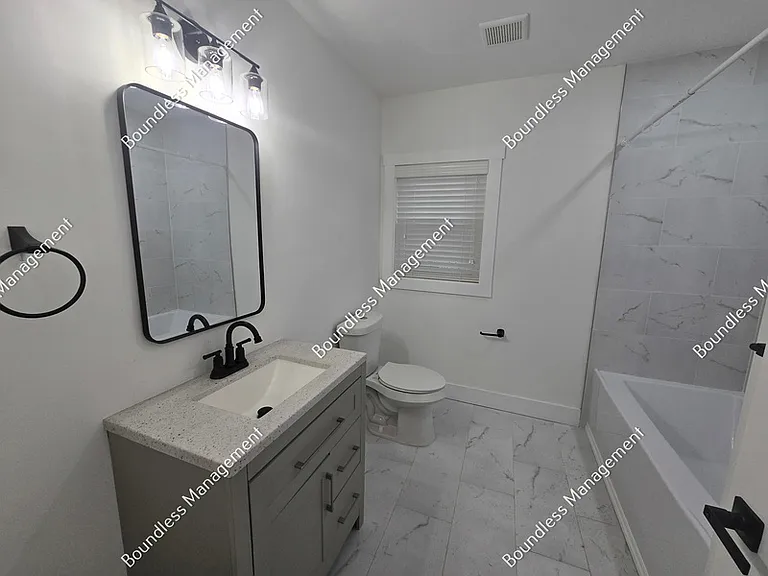1064 Westmoor Dr NW — Photo 18