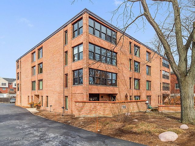1st image of 1132 Curtiss St APT 1B