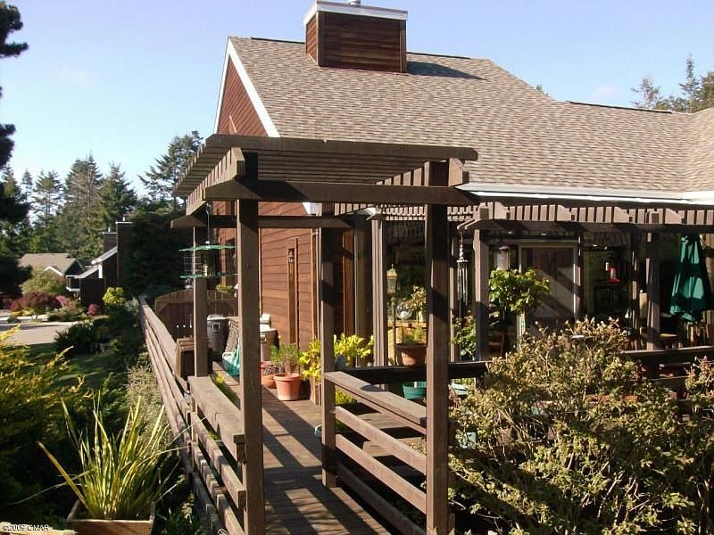 1st image of 44813 Meadow Cir