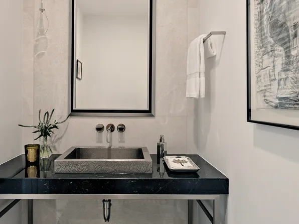 200 Amsterdam Avenue image 16 of 23