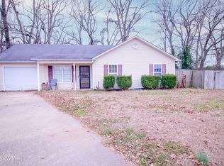 70 Joshua Cir, Dyersburg, TN 38024