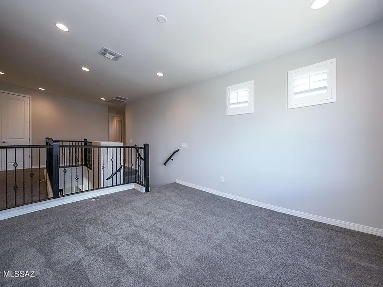11846 N Silver Village Pl — Photo 27