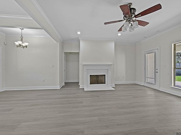3rd image of 9271 Breeden Dr