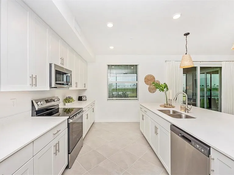 12620 Radiance Ct #101 — Photo 10