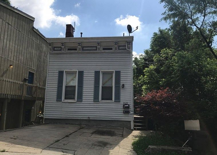 1st image of 2422 Glenway Ave