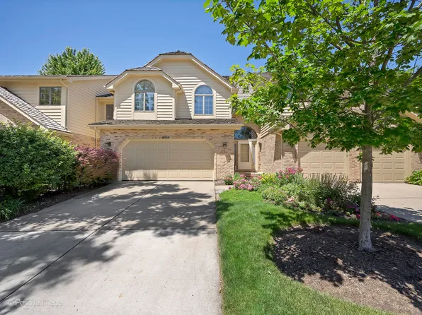 8514 Thistlewood Ct, Darien, IL 60561