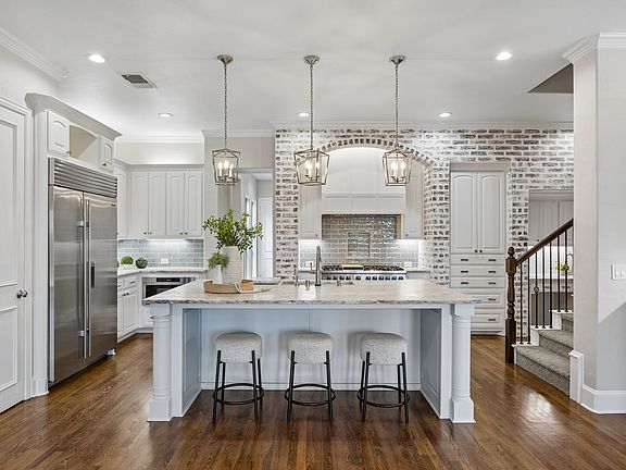 5th image of 4781 Paxton Ln