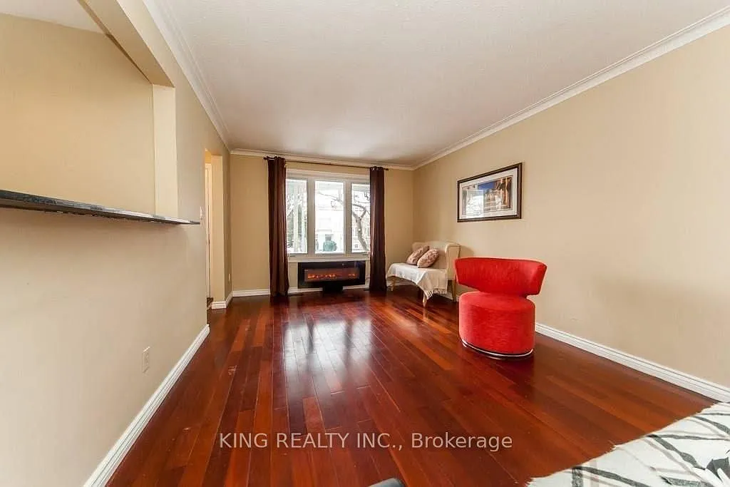 5 bed, $4,995 — Photo 4
