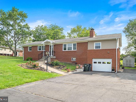2nd image of 7703 Huron Dr
