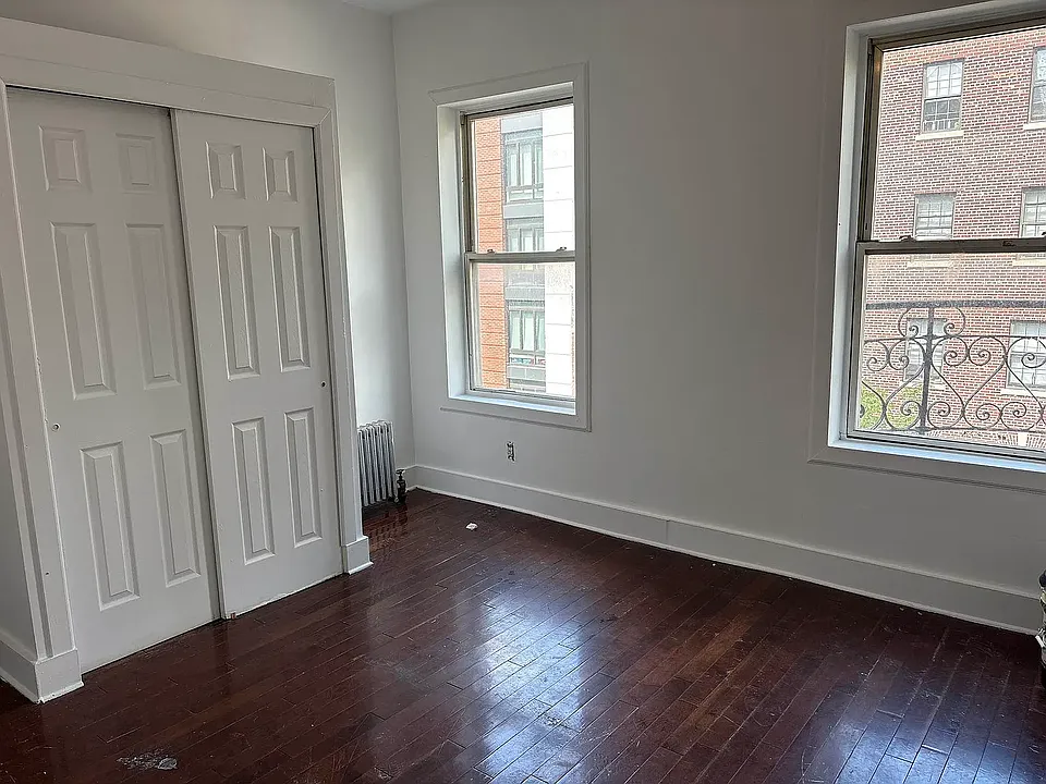 174 W 137th St #15