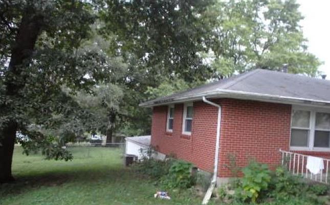 2nd image of 210 N McKissock St