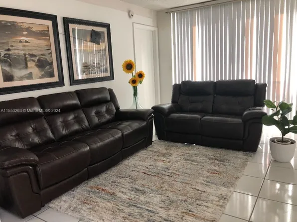 2055 SW 122nd Ave APT 528, Miami, FL 33175