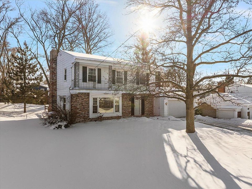 1st image of 1792 Bridle Creek Dr SE