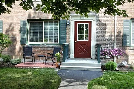 220B Roosevelt Ave #220 — Photo 3