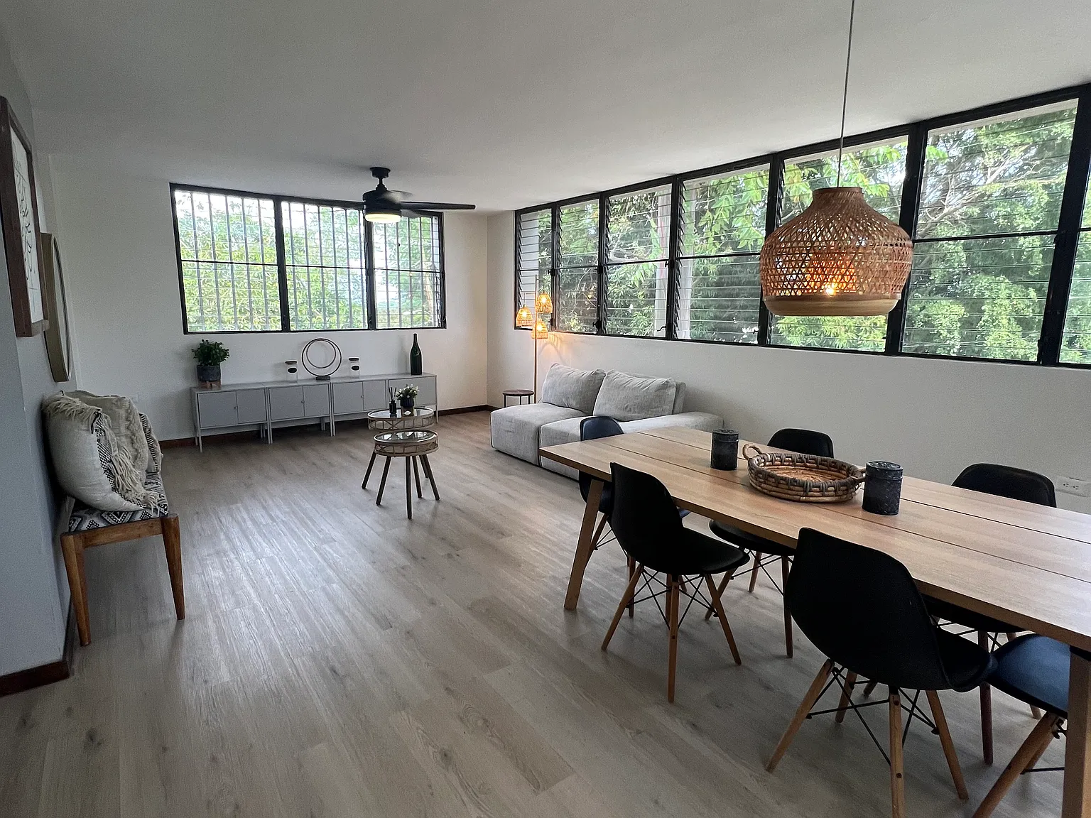 3 bed, 2.5 bath, 2300 sqft, $2,500 — Photo 3